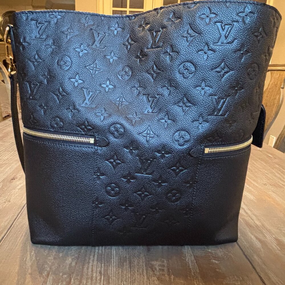 Like New Louis Vuitton Melie Black Leather Empreinte Monogram Shoulder Bag - Picture 3 of 10